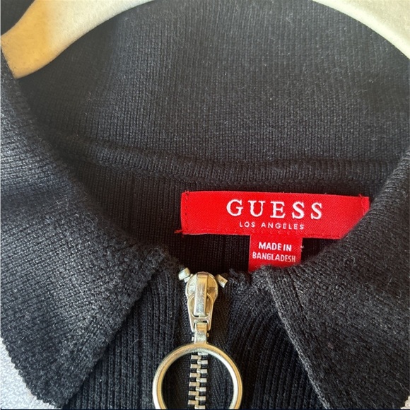 GUESS - Picture 4 of 6